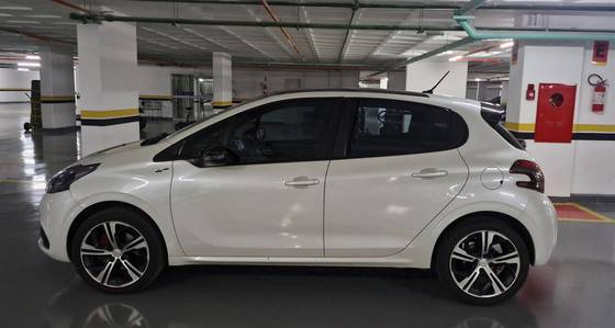PEUGEOT 208 1.6 THP GT 16V FLEX 4P MANUAL